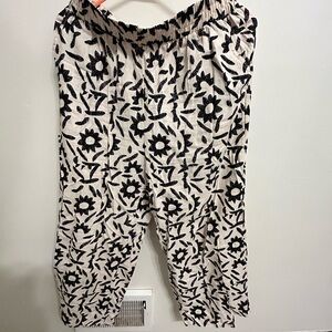 Christian Siriano linen blend dress pants, black floral design, size medium